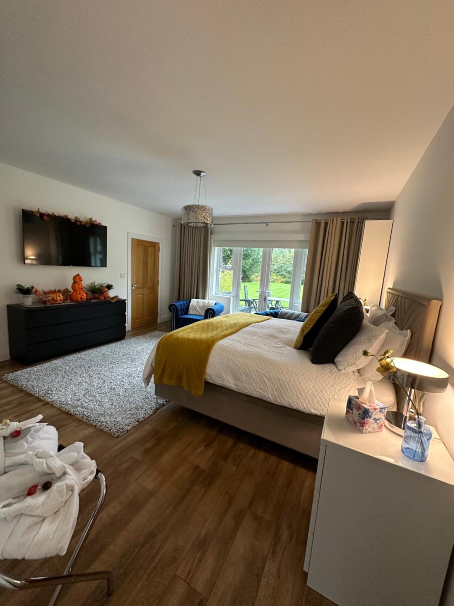 Forest Path Luxury Studio Apartment With Large Bedroom Bathroom And Sauna Sleeps Up To 4 Ballynahinch Εξωτερικό φωτογραφία